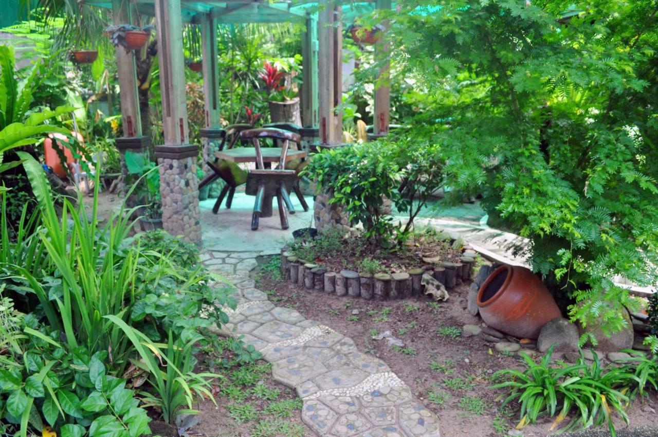 Peak House Garden Pension El Nido Ngoại thất bức ảnh
