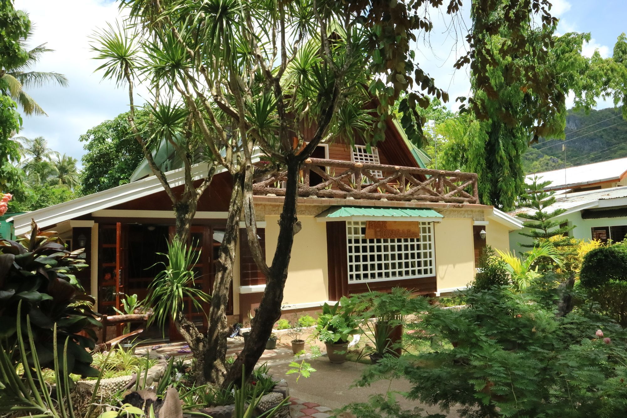 Peak House Garden Pension El Nido Ngoại thất bức ảnh